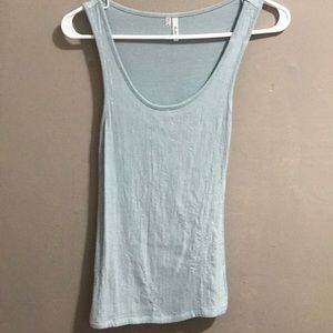 Sparkling teal tank